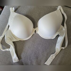 USED 34B Maidenform Push Up Padded Bra with Lace